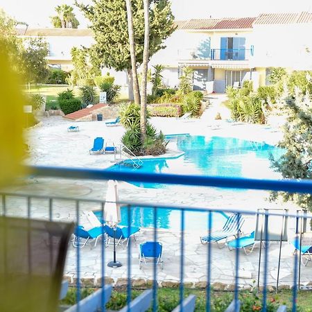 Paradise Gardens With A Large Terrace Paphos ภายนอก รูปภาพ