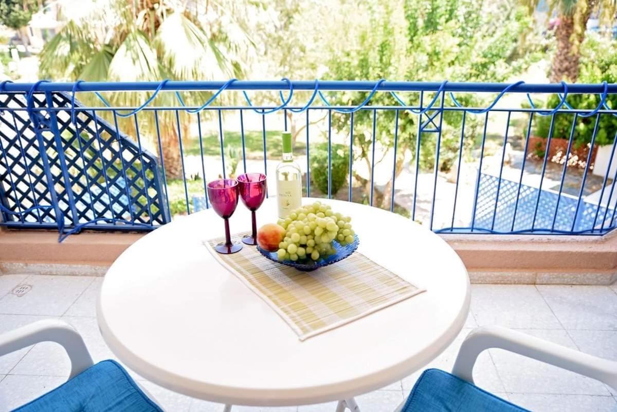 Paradise Gardens With A Large Terrace Paphos ภายนอก รูปภาพ