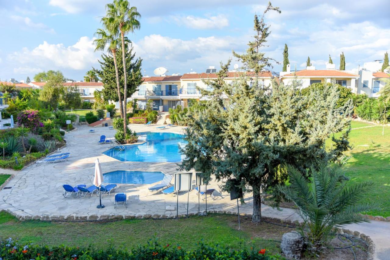 Paradise Gardens With A Large Terrace Paphos ภายนอก รูปภาพ
